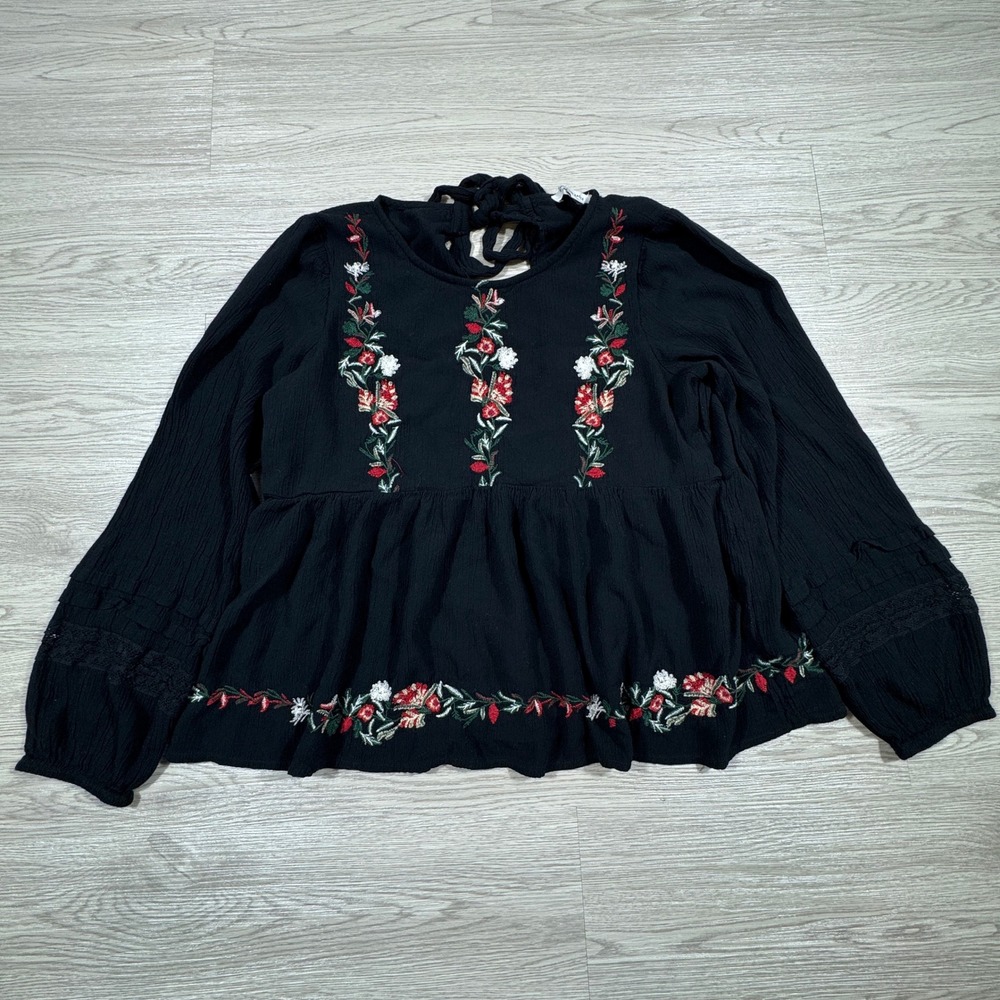 American Eagle Women Top‎ Floral Embroidered Peplum Blouse Black Small Boho